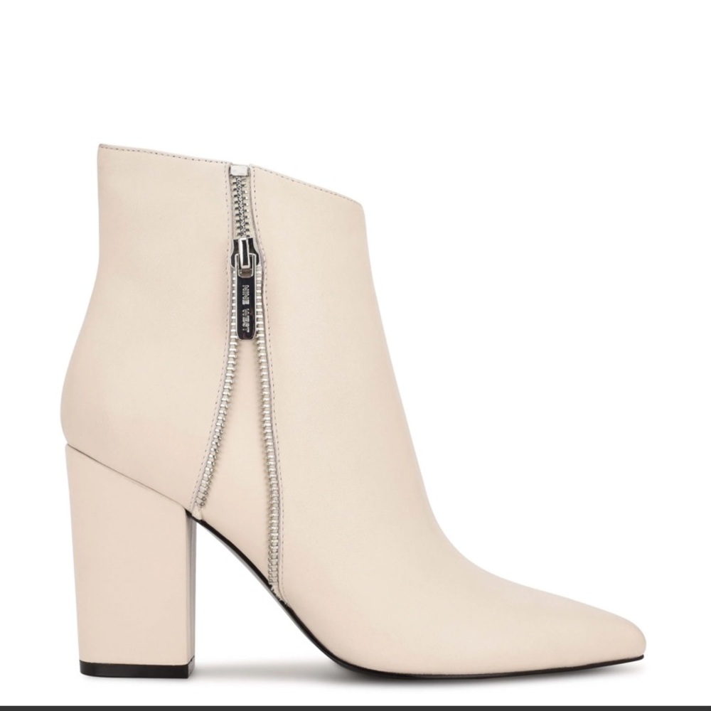 NWT | Nine West Cream Leather Glorya Booties